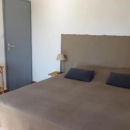 Holiday home Maison De Famille Proche Mer